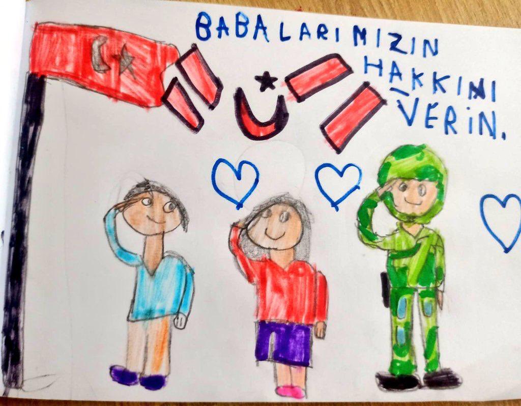Canla başla mücadele eden kanının son damlasına kadar bu vatan için şahadet şerbeti içen babalar gözü yaşlı şehadete gidiyor tek isteğimiz mesleki güvence 
#UzmanÇavuş 
<a href="/alitilkici38/">Ali Tilkici 🇹🇷</a>
<a href="/RTErdogan/">Recep Tayyip Erdoğan</a> 
@ErbakanFatih 
<a href="/dbdevletbahceli/">Devlet Bahçeli</a>