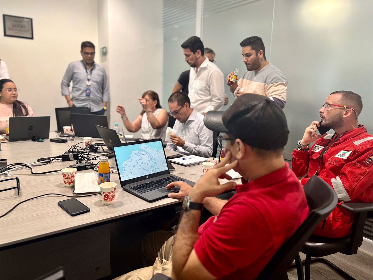 jonathanqa's tweet photo. Con @vopakterquimsa @ANDI_Atlantico @APELLBaq @UniphosAmericas @transquiroga @promigasoficial @monomerossa @Coremarcsp
Jornada de trabajo en @UninorteCO en el marco de nuestro proyecto #SIMET para el manejo de Emergencias Tecnológicas.
#RiskManagement #Processsafety #HSEQ #AI https://t.co/Y0kYKUDDO4
