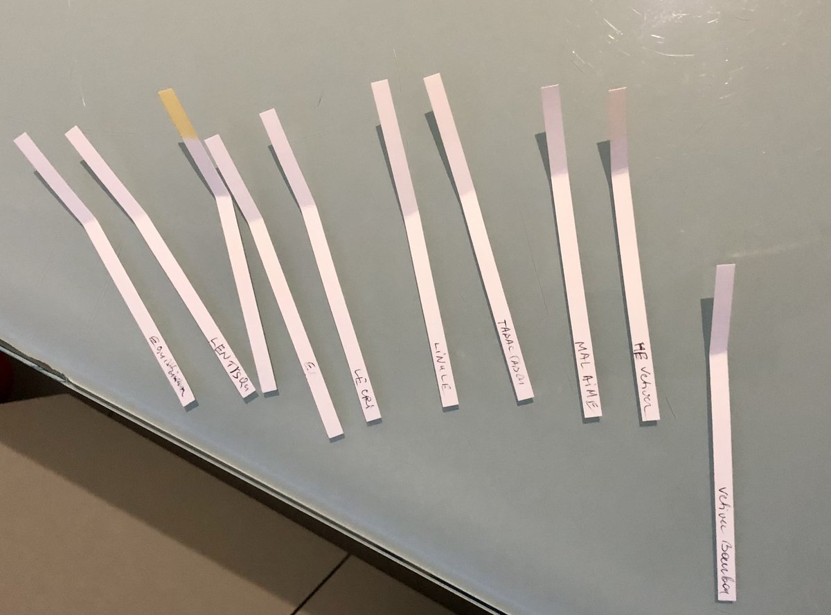 Ces photos sont loin de rendre hommage à la conférence organisée ce soir chez <a href="/5SensParis/">Cinquieme Sens</a> avec le grand Marc-Antoine Corticchiato de <a href="/ParfumdEmpire/">Parfum d'Empire</a>.
Merci à <a href="/Varron/">Emmanuelle Varron</a> pour l’invitation, j’ai pris plein de notes que je pourrai partager ici. (Et énorme
Coup de cœur pour Eau suave 🫶)