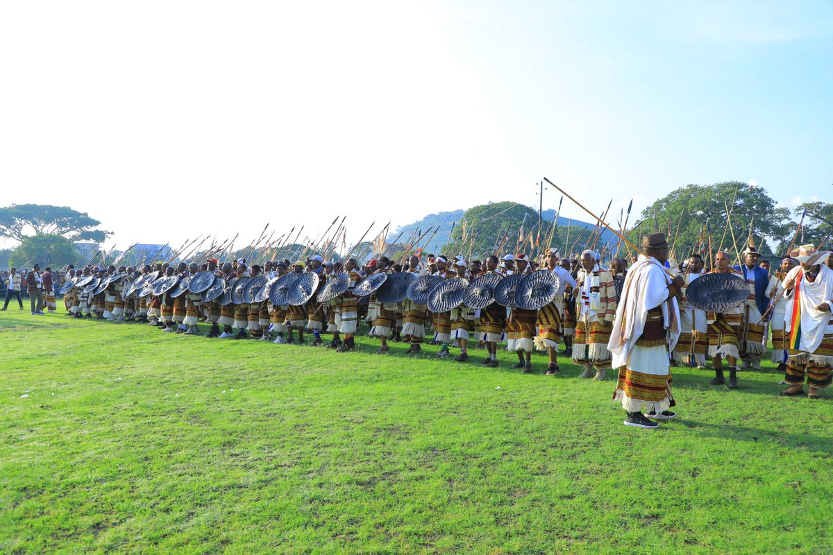 tsegaye2k's tweet photo. Hawalle sidaamu daga diru soorro ayyaana keerunni iillishi’ne.
Happy Sidama nation's new year, #Fiche Chambalala, wish you peace.
#Ayiidde Cambalaalla! #2016M.D
#Happy Fiche Chambalala Festival!
#Fichee Jeeji! https://t.co/QtSzYqpgzb