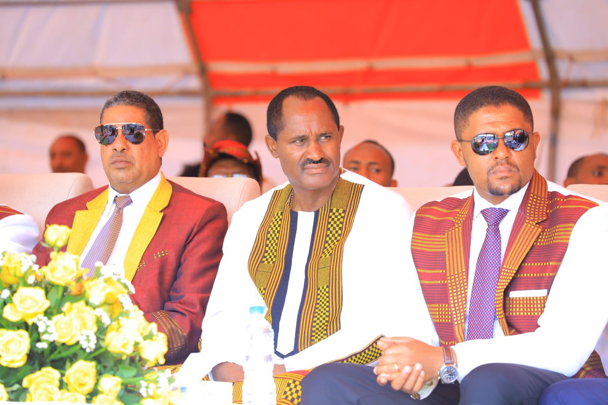 tsegaye2k's tweet photo. Hawalle sidaamu daga diru soorro ayyaana keerunni iillishi’ne.
Happy Sidama nation's new year, #Fiche Chambalala, wish you peace.
#Ayiidde Cambalaalla! #2016M.D
#Happy Fiche Chambalala Festival!
#Fichee Jeeji! https://t.co/QtSzYqpgzb