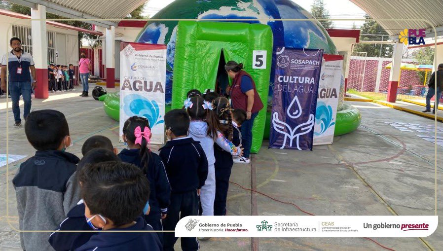 CeasPueOficial's tweet photo. #CEASPUEInforma 📰 | Como parte del ciclo de actividades por la conmemoración del #DíadelNiñoylaNiña, el @Gob_Puebla a través de la Comisión, sensibilizó a 206 alumnos sobre el cuidado del agua y el medio ambiente en #SanPedroCholula
🔍 https://t.co/ls43v5D1WE
#HagámosloJuntos https://t.co/KdJV77wAfC