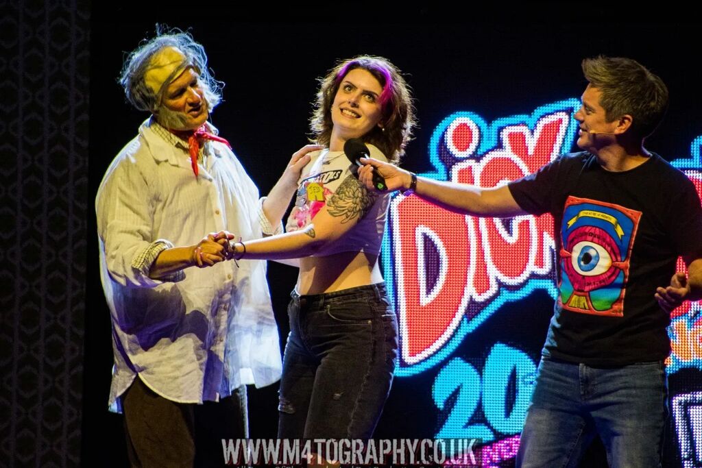 It was fantastic to catch up with @dickndomofficial again, this time at @portsmouthguildhall last night, absolutely phenomenal show #InDaBungalow #Bogies

#GlitzAndGlamour #Fashion
#M45T1N #M4TOGRAPHY #FeelMagazine #SupportLocal #KeepItLive #LivingTheDre… instagr.am/p/CrRVGXEo3pA/