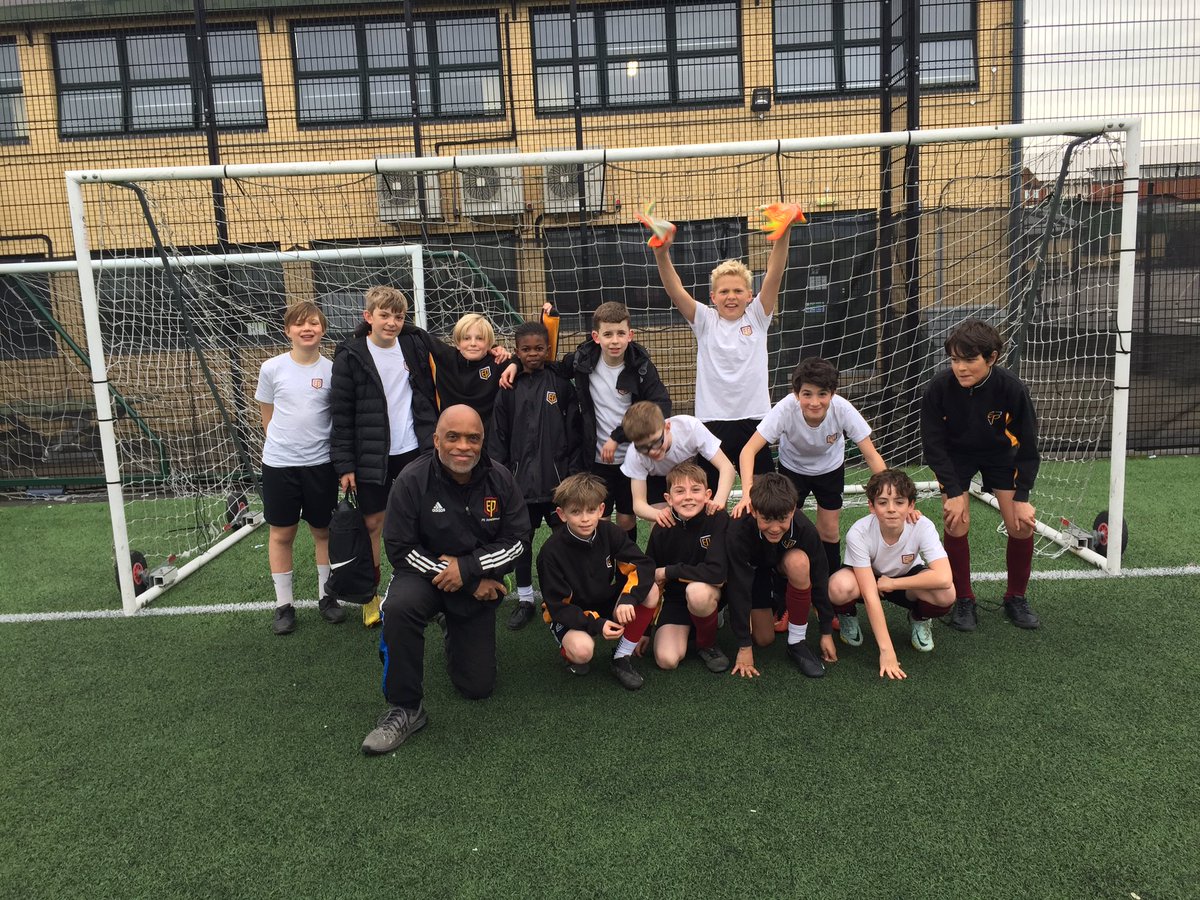 Elthorne Park PE tweet media