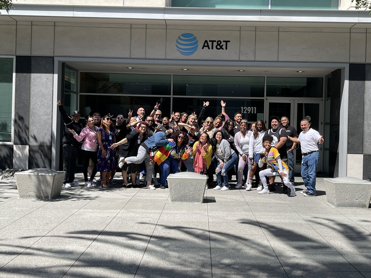 We are crazy for our Enterprise and FirstNet customers in Cerritos,CA. What a great visit and super productive week. I really admire these people! #BAMtastic #BMEcerritos #missingIwasko #LivingOurPurpose #lifeatatt