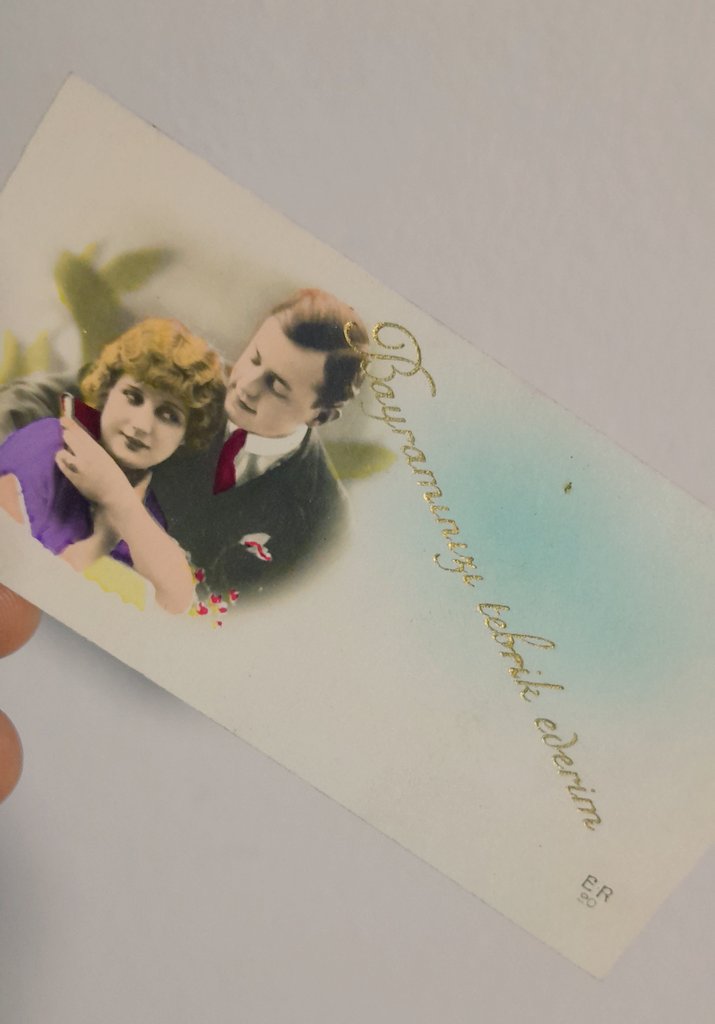 Bayramınızı tebrik ederim.

1930'lu yıllara ait mini Bayram Tebrik kartı#koleksiyonumdan.

#Bursa
#şekerbayramı
#tebrikkartı
#kerimbayramoğlu 
#koleksiyon
#arşiv
#bursakoleksiyonu.