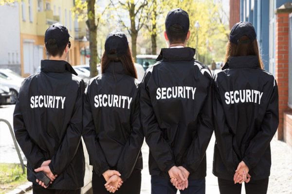 select_security's tweet photo. Hiring a professional security guard service for your Eid celebration is a wise decision to ensure the safety of your guests and the smooth running of the event. https://t.co/PwDDPAcsAC