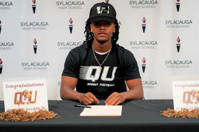 ABJ133's tweet photo. Had a great signing day at @SylacaugaHS @Aggie_SportsNet 
Blessed to take a step forward and continue my new journey at @QuSprintFB @CoachHulk54 @CoachJones256 @Coach_Jacks 📝🙏🏽 https://t.co/NjzESsrGfh