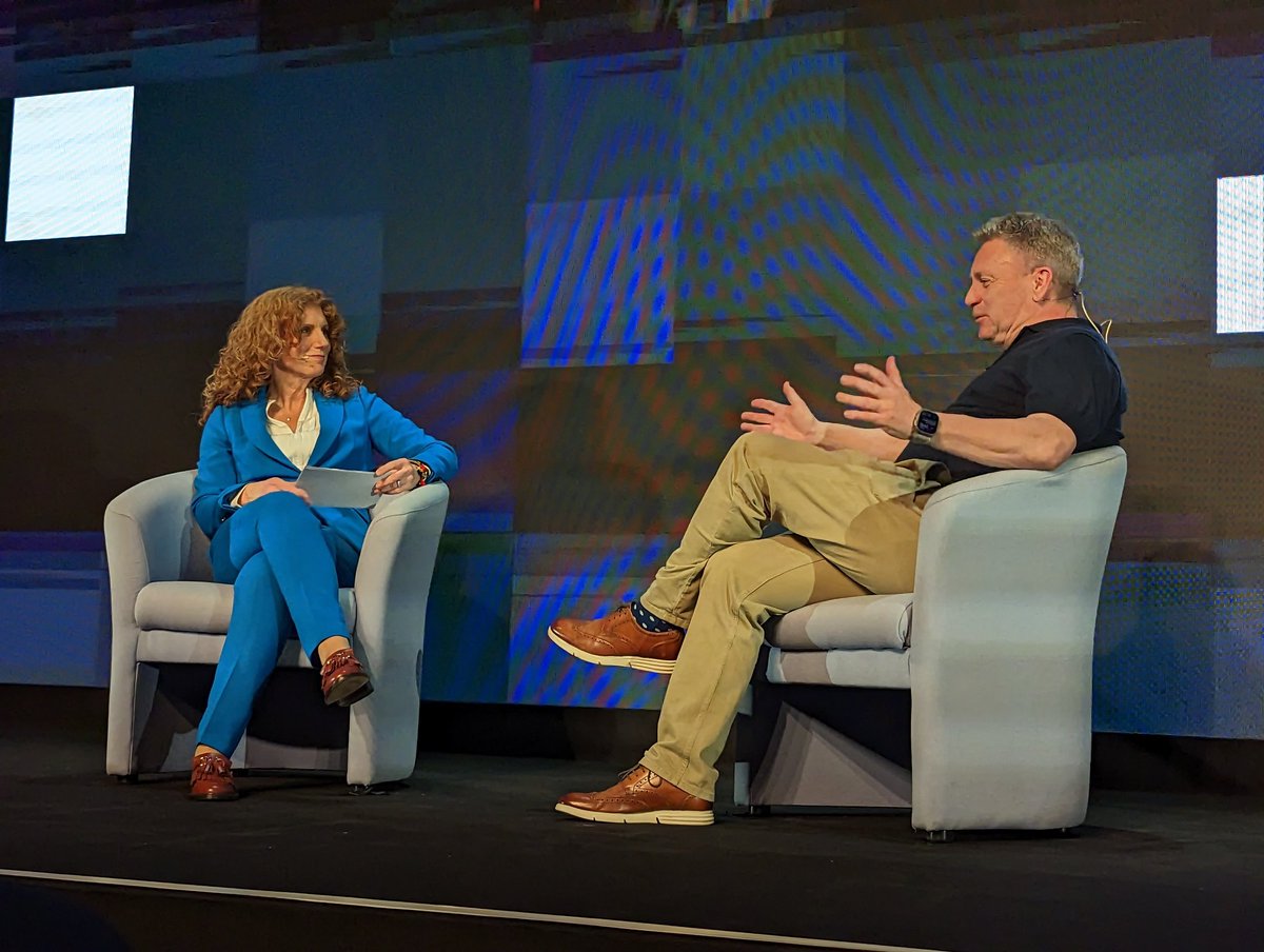 MartinSFP's tweet image. Listening to the TVSquared success story at @gpbullhound&apos;s #northerntechawards in Edinburgh. I remember @psawers writing about this lot a few years ago.