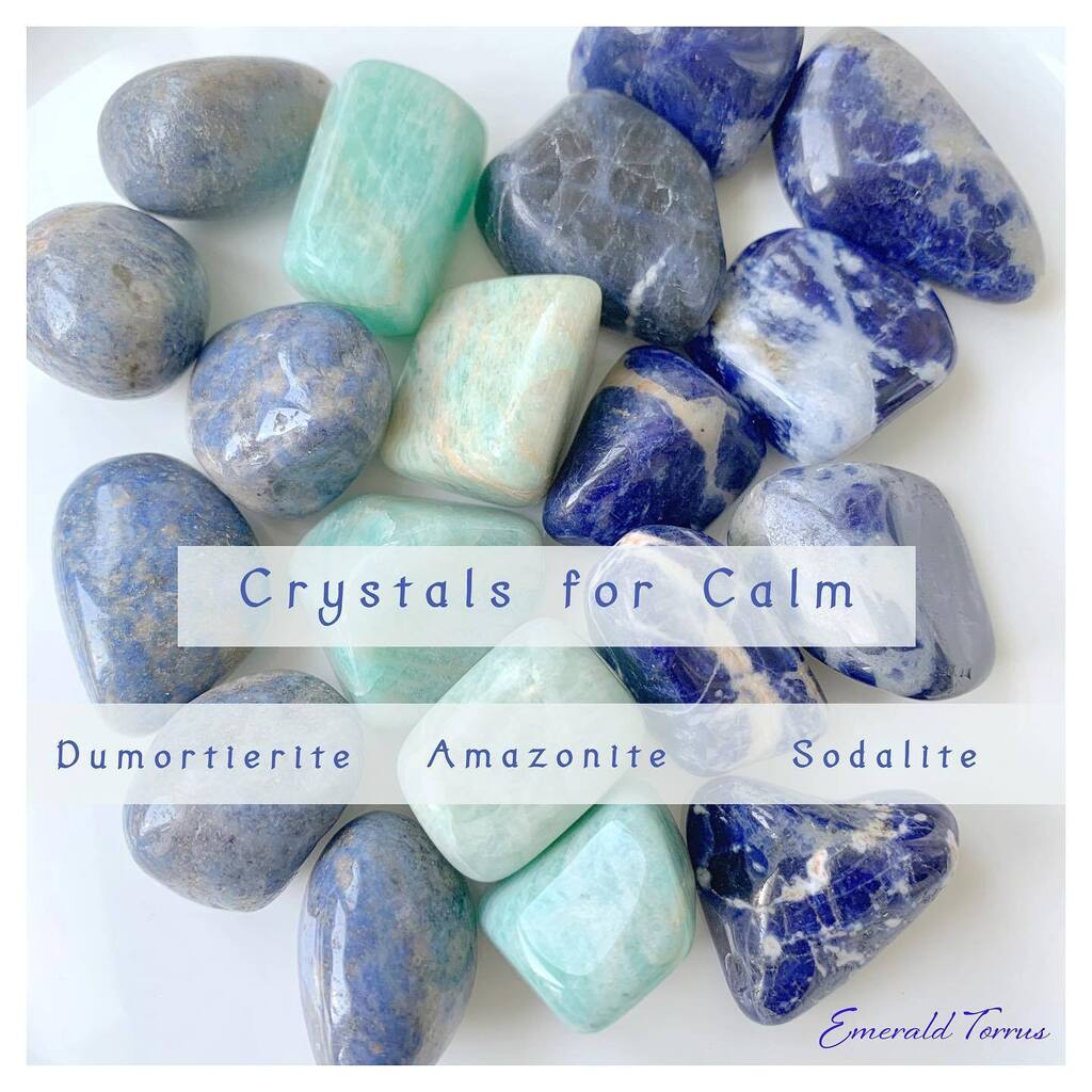 barrijayne's tweet photo. These are my favourite crystals to use when I need to be surrounded by a deep sense of calm or when working with my throat chakra. If I could only choose one, it woufd definitely be the amazonite with its powerful yet gentle energy.

Do you have a favour… https://t.co/yYISvRHWom https://t.co/iqLtVsXQVd