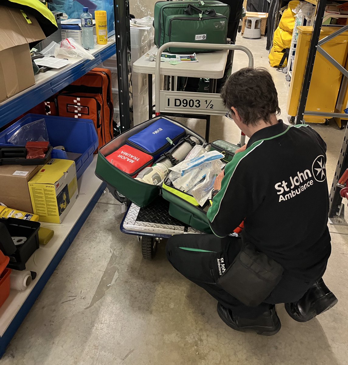 LogisticsTeam (@sja_logistics) on Twitter photo <a href="/stjohnambulance/">St John Ambulance England</a> #logistics people from across the country descended into London today to begin the 3 day activity to supply and equip 50 #medical points across this years #londonmarathon2023 <a href="/stjohnambulance/">St John Ambulance England</a> #logistics people from across the country descended into London today to begin the 3 day activity to supply and equip 50 #medical points across this years #londonmarathon2023