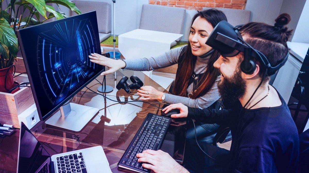 EmbFinlandia's tweet photo. Alô talentos do setor de gaming 📢

Participe do evento híbrido para descobrir oportunidades e perspectivas únicas do setor de gaming e explorar a conexão entre 🇫🇮 e 🇧🇷 no setor.

🕗03/05 às 19h
🏛Grand Hyatt RJ Barra da Tijuca &amp; online

Mais informações: https://t.co/XVSQnGxQpc https://t.co/UrsWUbJAzv