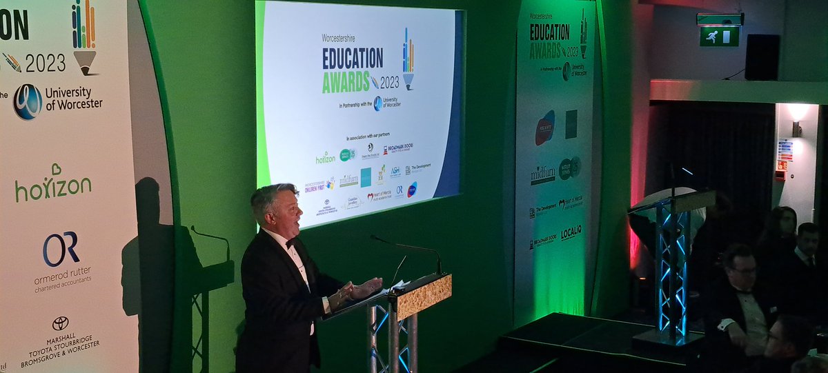 adrianw84624967's tweet image. Radio Presenter Julian Wharam takes to the stage to start presenting the awards at the Worcestershire Education Awards 2023 #WEA2023