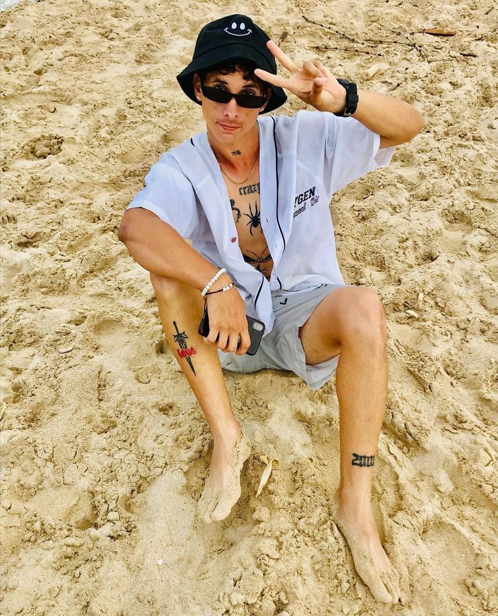 BxbyBarbi's tweet photo. Hola bebés les traigo otro Hetero engañado se llama Ezequiel tiene 21 años y tatuadito una amiga de su ex me pido engañarlo ¿les gustó? 🤤🤤

Recuerden que fotos y videos los tengo en Telegram. https://t.co/NnpsPIWute