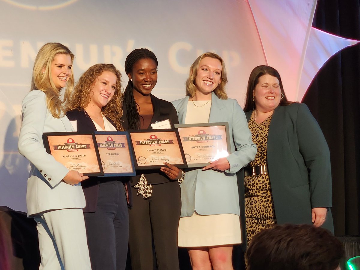 anitahly8's tweet photo. Congrats to all the finalists of the @i2E_Inc Love's Cup pitch competition! Regardless of where you landed tonight, being a finalist shows determination, grit, and passion, all the things we look for in founders. Great seeing my former interns finding their success! #okstartups https://t.co/K13IYvrMbG