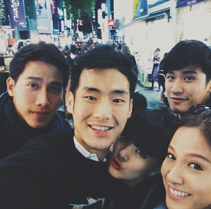 tawan_memories's tweet photo. 🗓️ 9 years ago

#Tawan_V #Cmcamel #Tul_Pakorn #Tnppui #Yingrangsikarn https://t.co/MRtoXZRY2J