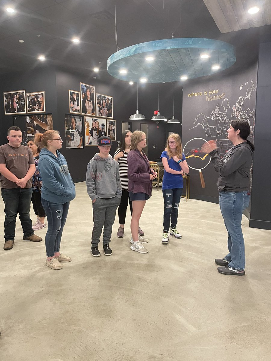 unifiedchamplhs's tweet image. Great day at Bitty &amp;amp; Beau’s Coffee Shop!