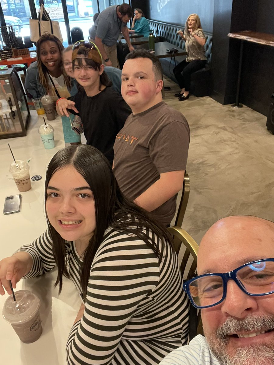 unifiedchamplhs's tweet image. Great day at Bitty &amp;amp; Beau’s Coffee Shop!