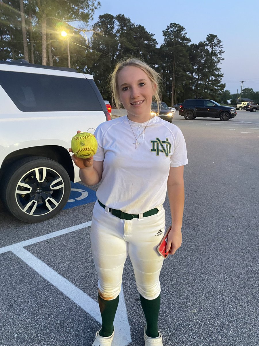 LillyF2026's tweet photo. Number #9 for the season!!💣  Also my teammate @Reeceoutlaw2024 got her one too!! @VTechSBcoach @CoachDot_LU @ShaneWinkler @CoachBredbenner https://t.co/mh7mmGYwLI