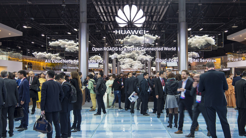 AdnrewMills's tweet photo. Huawei Said to Be Working on Its Own Mobile Operating.... #beauty #beautyexpert #beauty https://t.co/jo6rNwTV71 https://t.co/LPYRcoAwN2
