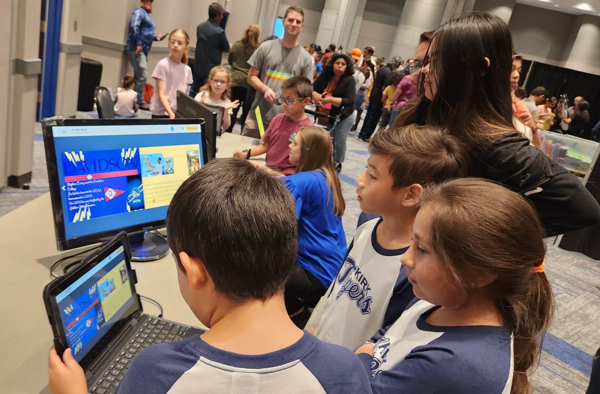 doriedance's tweet image. Kudos to @vanedickinson for allowing her students to have voice and choice in how they present their final product in her 2nd grade LA classroom @KirkElementary.  Her students did a great job! @CyFairEdTech #CfisdSEE #KirkCan #KirkROAR