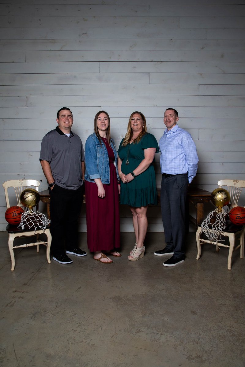 We tied the 🎀 on the season last night! It was an absolute blast celebrating together and reflecting on the awesome season we had. 

🔥🏀22-23 RCGBB Banquet🏀🔥 

📸<a href="/AricBecker/">Aric Becker</a> 

<a href="/Coach_Rager/">Matt Rager</a> <a href="/RCISDAthletics/">Royse City ISD Athletics</a>