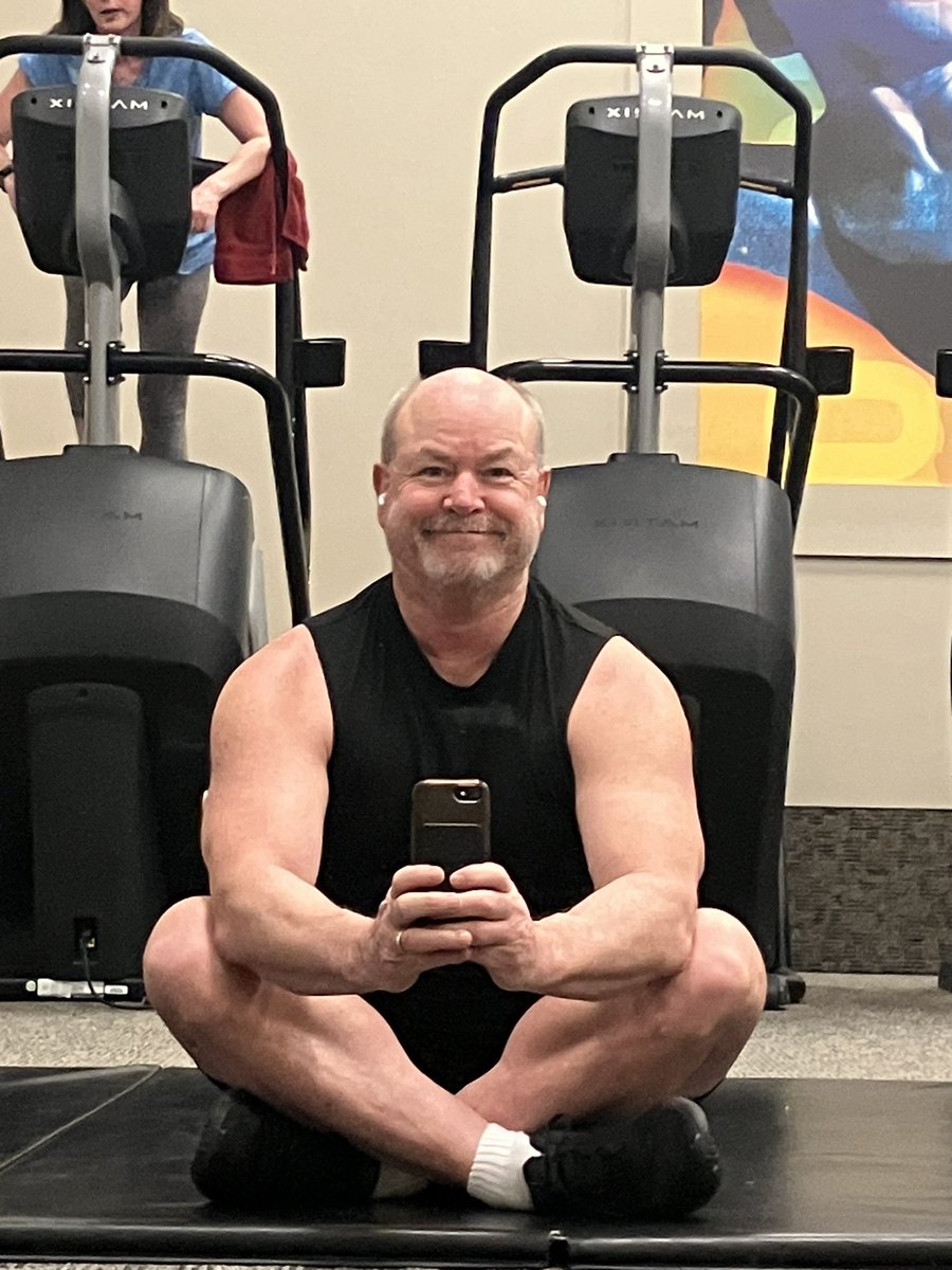StrengthRoute's tweet photo. #doworkson is Done #weightlifting Shoulders/HIIT/Core #Exercises and 30’ #cycling for #life #t2dlife #T2dfit for quality #t2dm I am #T2d and I am a work in progress with #jesus #love https://t.co/b5Loc4m28e