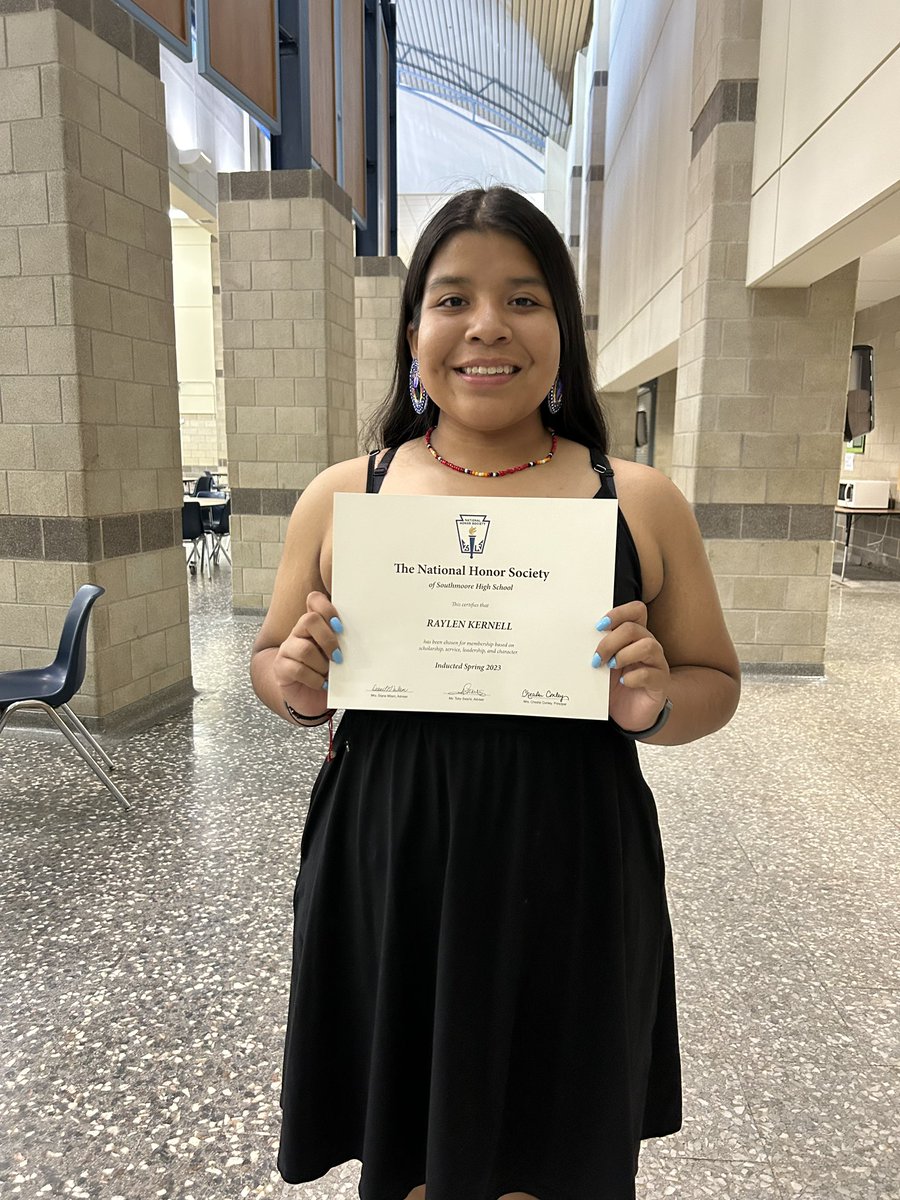 KernellRaylen's tweet photo. National honor society 🤩
#StudentAthlete 
@SouthmooreWBB @OklahomaAces25 @OklahomaAcesGBB https://t.co/YlO2SmOLBQ
