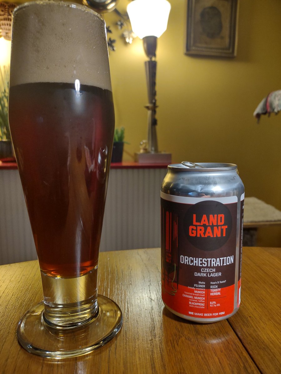 BeerSnobSean's tweet photo. From dark to light and back to dark again with one of my favorite Czech dark lager beers from @LandGrantBeer. #Beer #CraftBeer #OHBeer #Schwartzbier #ProperGlassware #Big10Beer #LagerLover https://t.co/oLVLlrjfca