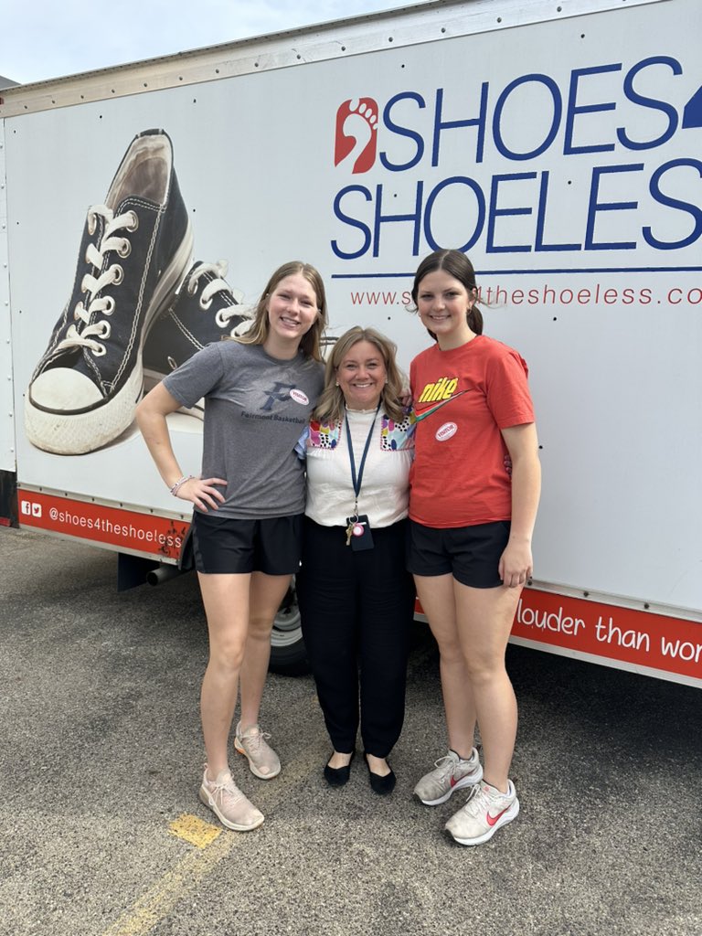 Collette Hauge (@mrshowgeee) on Twitter photo When all your worlds collide! Today at JFK was magical. ✨ Thankful for great partnerships in our schools, especially this one, that I’ve watched from day 1! Thankful for all of our high school kids that made this happen too! 💕 #WeAreFirebirds <a href="/KetteringSchls/">KetteringSchools</a> <a href="/Shoes4Shoeless/">Shoes 4 the Shoeless</a> When all your worlds collide! Today at JFK was magical. ✨ Thankful for great partnerships in our schools, especially this one, that I’ve watched from day 1! Thankful for all of our high school kids that made this happen too! 💕 #WeAreFirebirds <a href="/KetteringSchls/">KetteringSchools</a> <a href="/Shoes4Shoeless/">Shoes 4 the Shoeless</a>