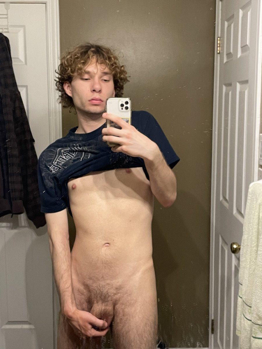 nathannjacobs's tweet photo. would you stroke with me sir? 😩 https://t.co/z8lE4DzjR6