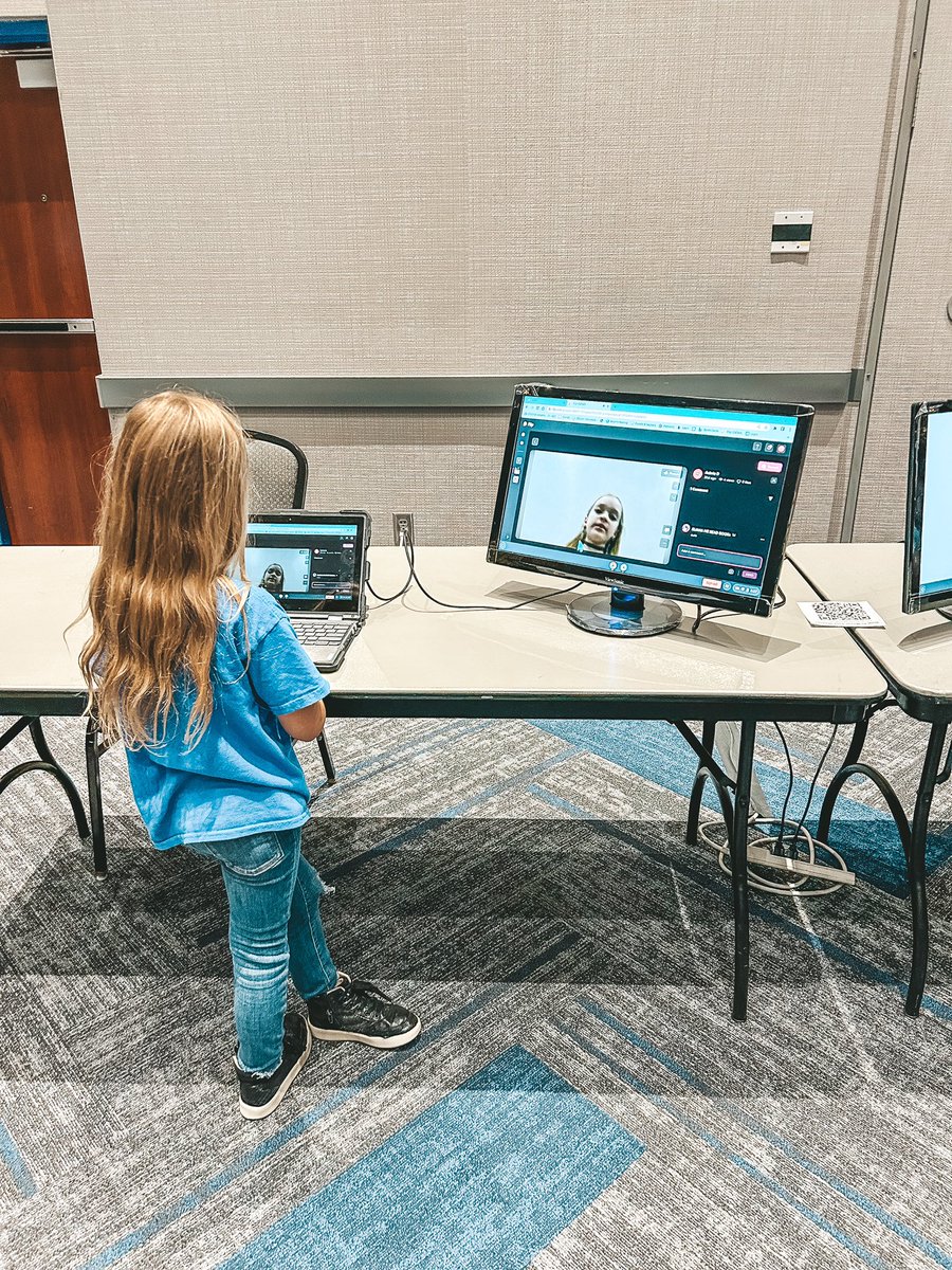 MrsKDuke's tweet photo. My big first grader presented at the CFISD Ed Tech Conference tonight! It was so fun getting to see what all these kids have learned! #matzkeproud #cfisdEdTech https://t.co/R0qvvWbH5L