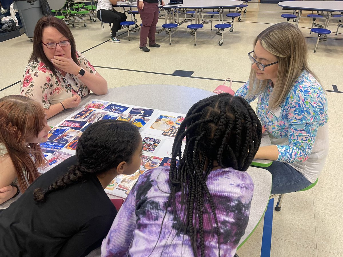 From Lawyer, to Fashion designers, artists, therapist, ASL teacher, health and wellness specialist. The girls learned that they can be anything they want to be if they work hard and believe! <a href="/FFES_PWCS/">FFES_FantasticFitzies</a> <a href="/PWCSNews/">PWCS</a> 💕
