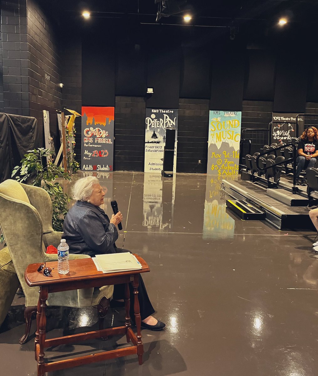 Had the pleasure of setting up our space to host a group of #HolocaustSurvivors, who visited our #7thGradeHistory classes. What an incredible opportunity to listen to their stories! #bravery @MrsKWellsKMS #KMSCougarPride
