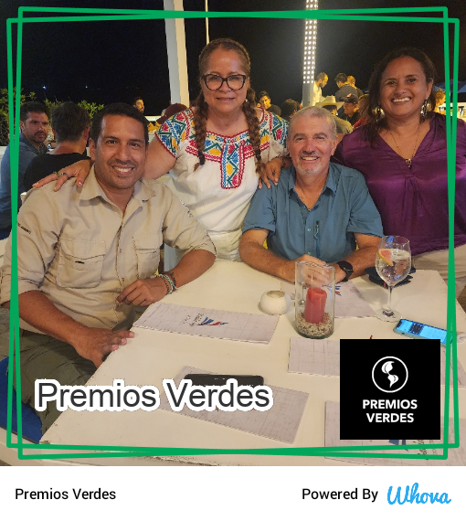 JardinDLMixteca's tweet photo. Con Danny Rueda Director del Parque Nacional Galápagos. Puerto Ayora, Galápagos  #WeAreUnstoppable #Unstoppable #Imparables #SomosImparables via Whova event app https://t.co/bmNotogEbD https://t.co/oEs4Sgfj6c