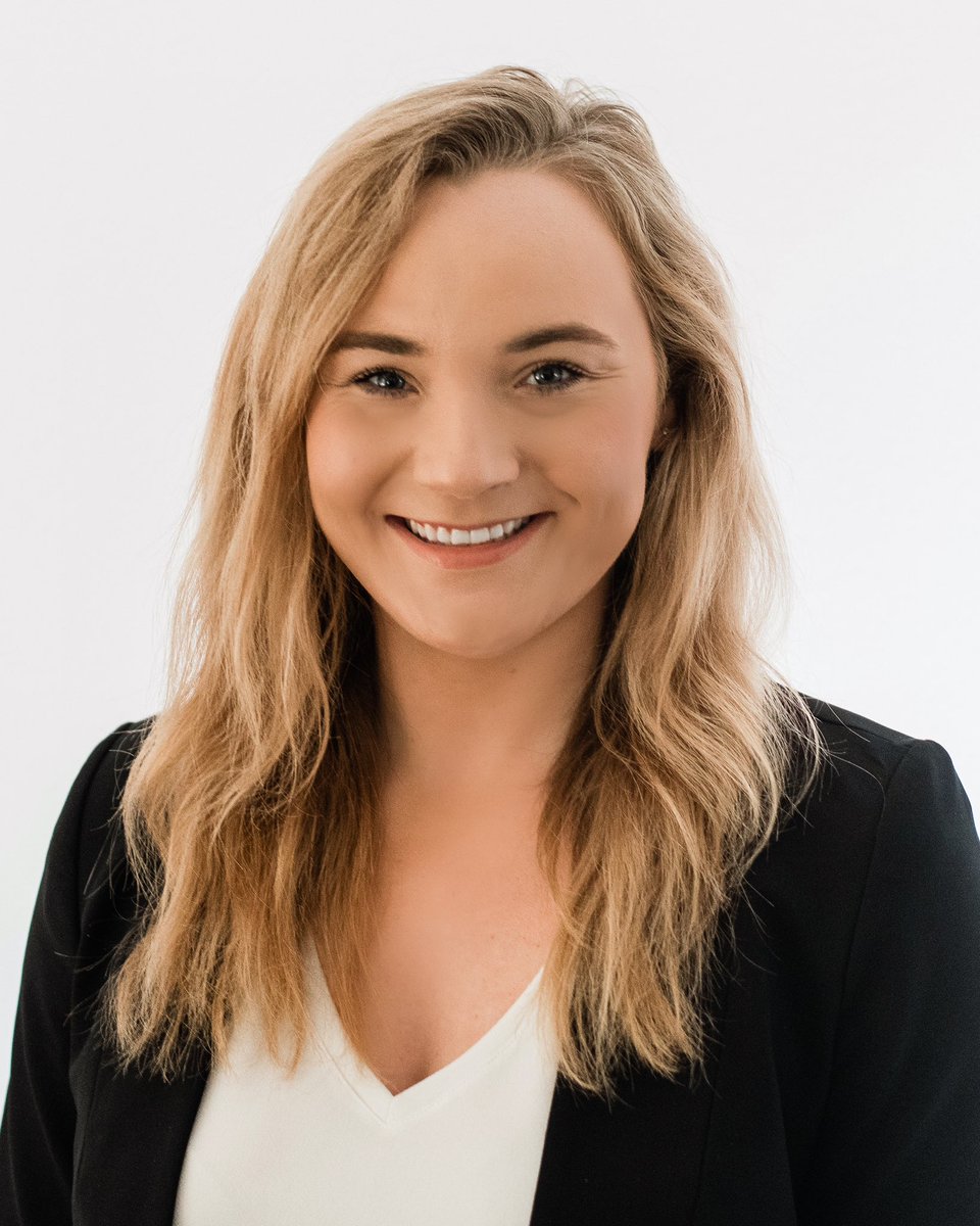 Excited to introduce myself to #MedTwitter ! My name is Sydney Grubb, and I’m a rising OMS IV at ACOM. I’m applying EM for #Match2024 ! I’m passionate about emergency med, toxicology, and trauma care! In my spare time I love reading, puzzles, and playing with my pup Lucy!