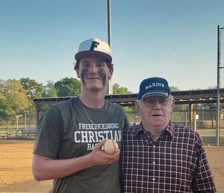 EliPyle6's tweet photo. Great team win tonight against Seton. I went 3-4 with a homerun and 2 singles, with 2 RBIs. Praise God
@JMUBaseRecruit @LibertyBaseball @UVABaseball @CNU_Baseball @CoachClark16x https://t.co/1kWFLrzsCj