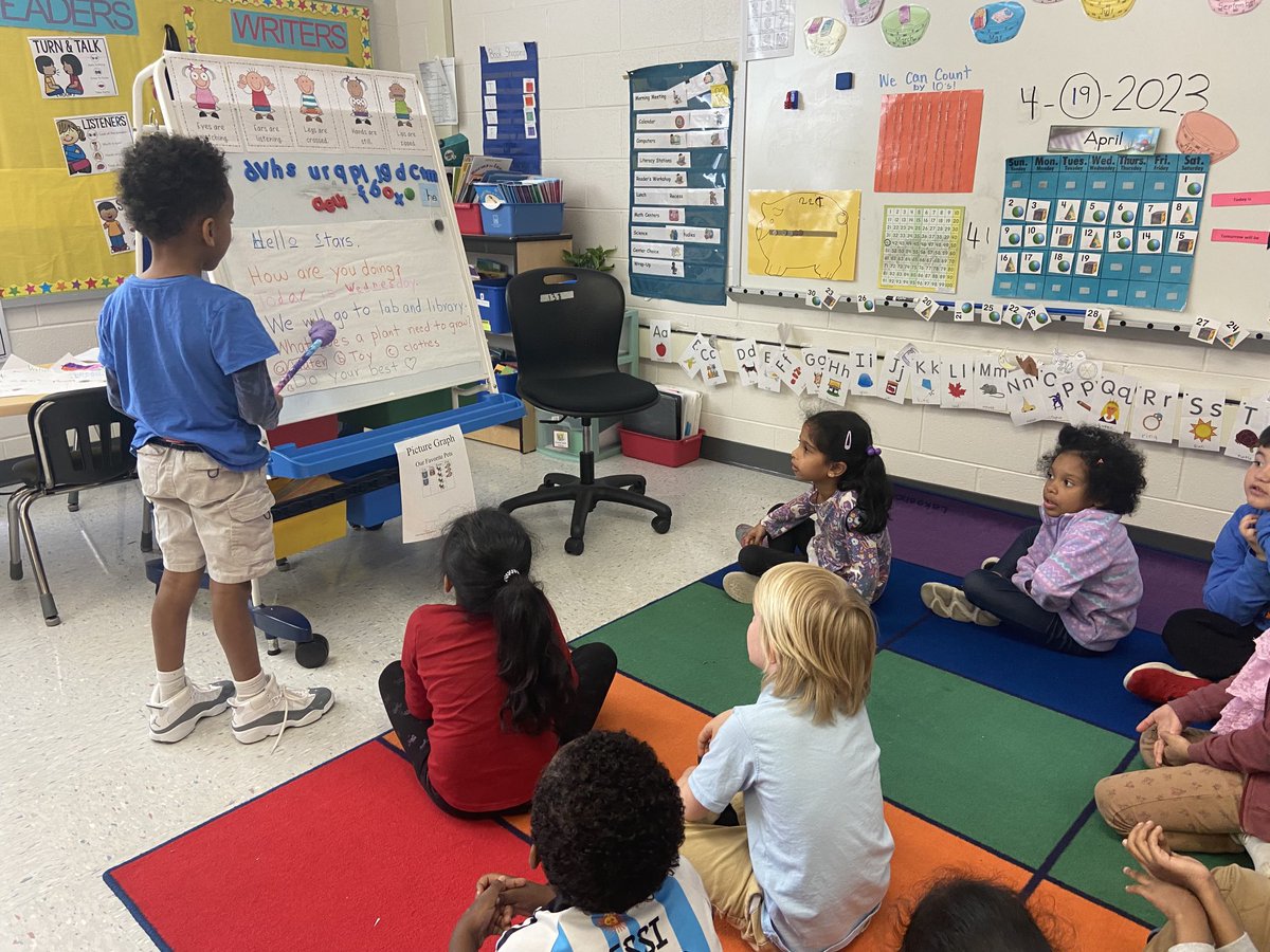 MsBrennan2's tweet photo. Student led morning meeting in kindergarten ⁦@CoatesES⁩ . No adults were needed and learning was front and center! #ownliteracy. “How many high frequency words can we find?” https://t.co/lEP543td57
