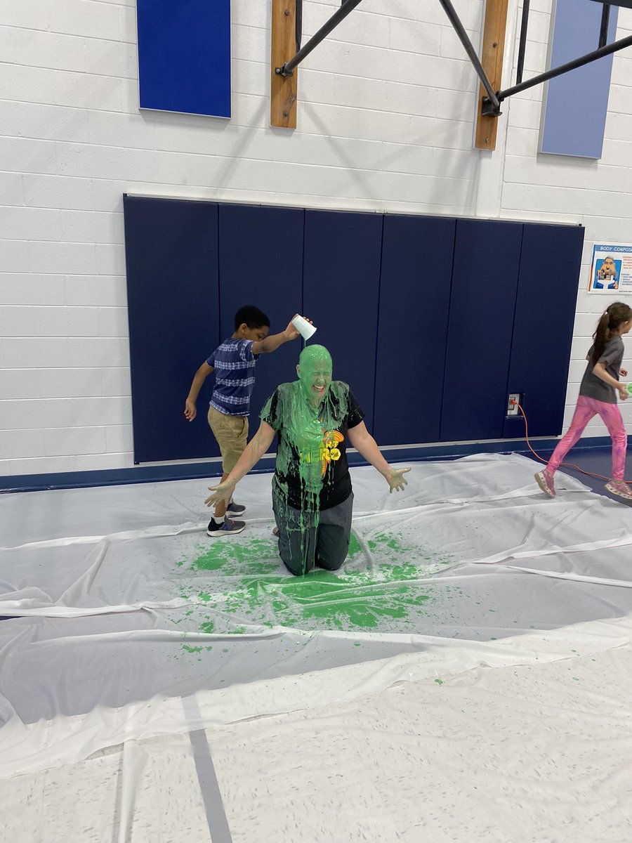 Ms. Brucker tweet media