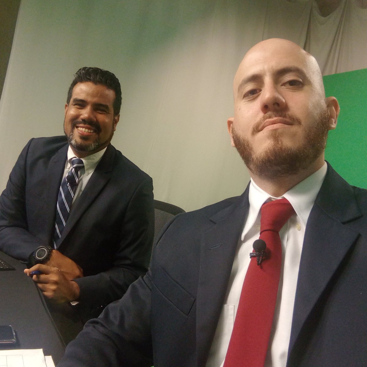 HugoGuerreroR's tweet photo. .@ElioParraSalom y un servidor les llevaremos el choque entre #Mets 🆚 #Giants por @SimpleTVVE a partir de las 9:35 pm

Kodai Senga - Sean Manaea será el duelo de lanzadores.

¡Los esperamos! https://t.co/TziiVYxrtU