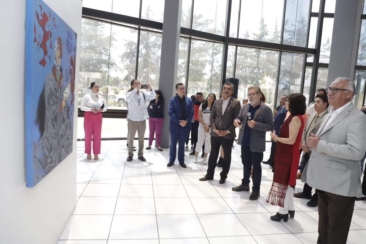 UAEH_OFICIAL's tweet photo. Se realizó la Inauguración de la exposición Los Claroscuros del Color y la Palabra, presentada por Alejandra Atala, Rodrigo Moya y Carlos Maciel "Kijano", te invitamos a visitar esta exposición en el #CEVIDE así como no perderte ninguna de las actividades del @finimx
#FINIXII https://t.co/7NJmKQDJzw