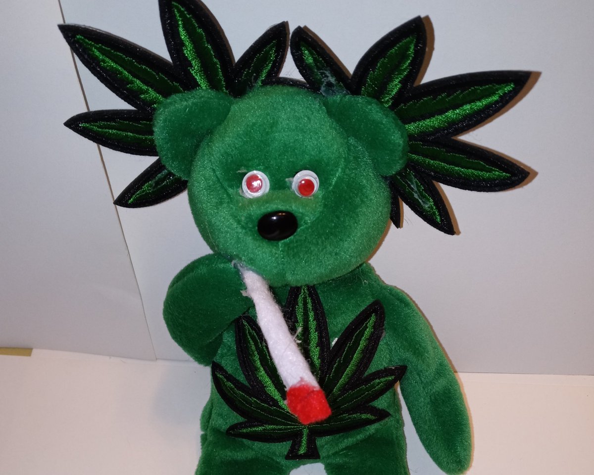 hippiemoonmagic's tweet photo. https://t.co/imCGqvVC4L
One of a Kind Bears #420day #HAPPY420 #April20th #April20 #StonerThoughts #smokeout #PuffPUffPass #magicmushrooms #shrooms #SmallBusiness #MothersDay #onlinestore #psychedelics #420friendly #hippie #stonerart #plushie #upcycled #weed420 #munchies #CareBear https://t.co/uPrNQLshHx