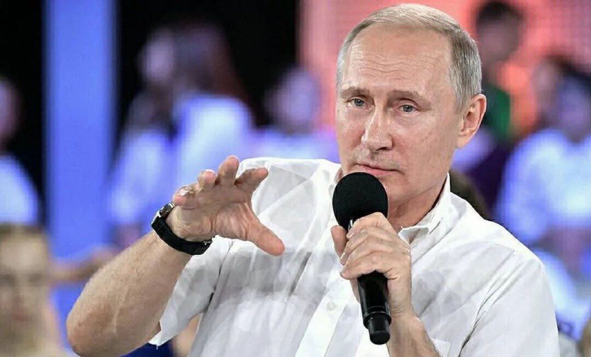RoiLopezRivas's tweet photo. Putin: "Occidente nunca se ha disculpado realmente por el comercio mundial de esclavos, el genocidio de los pueblos nativos de América del Norte, el saqueo de India y África, las guerras del opio emprendidas por Francia y Gran Bretaña contra China en el siglo XIX"

Vía @HypocrisyWest
