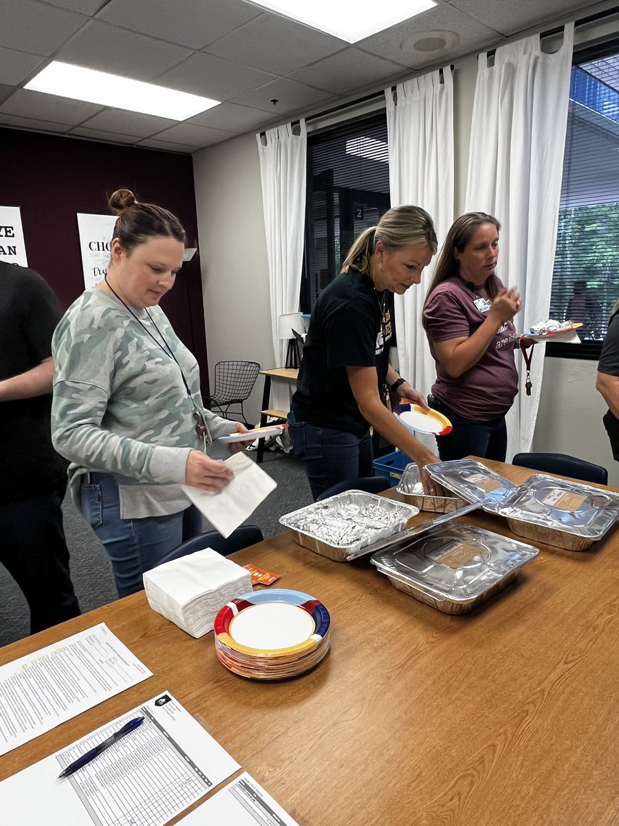 HUGE shout out to <a href="/SnoozeEateryPR/">Snooze Eatery</a> The Woodlands location for donating breakfast tacos and a free pancake voucher for our STAAR test administrators and staff that supported testing today. <a href="/CollinsCobras/">Collins Intermediate, Conroe ISD</a> are big fans of Snooze!!!