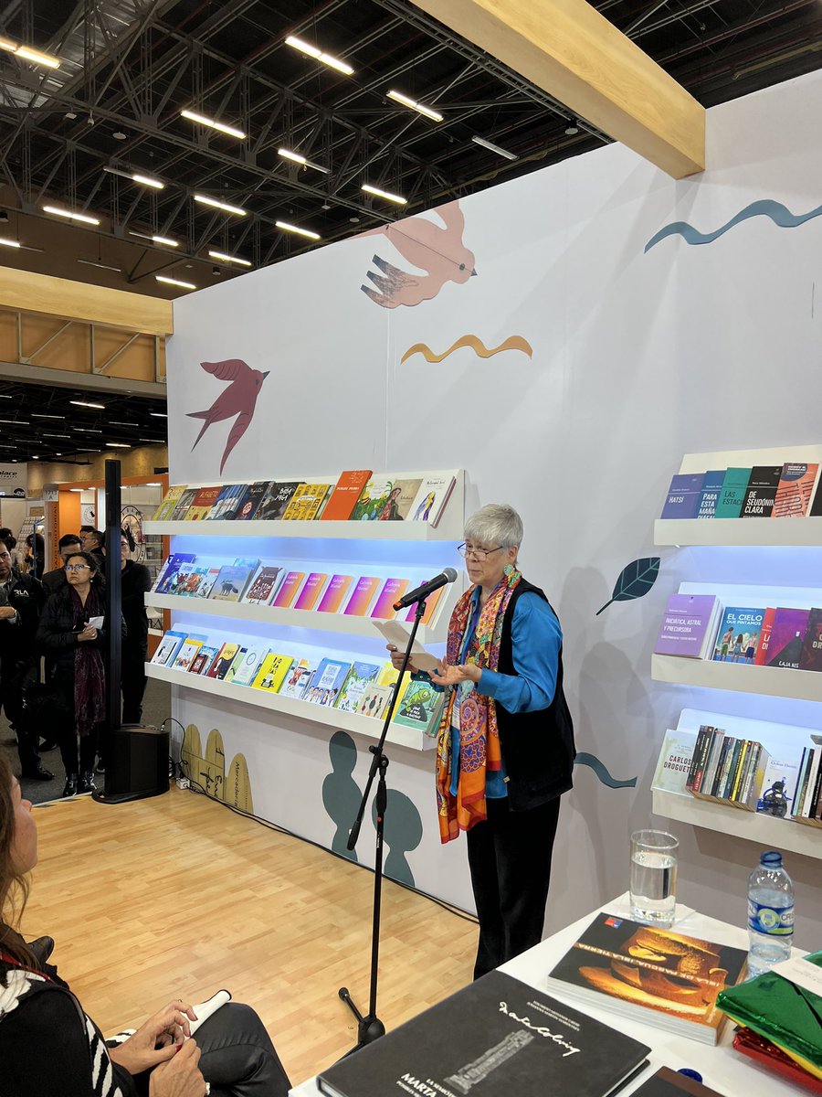 echilecolombia's tweet photo. Hoy se inauguró oficialmente el stand de Chile en @FILBogota. Con la presencia de la Embajadora María Inés Ruz, el Presidente de la Cámara Colombiana del Libro, Emiro Aristizabal, y la Directora de FILBO, Adriana Cecilia Angel #FILBo35años https://t.co/4JQnuKmeLq