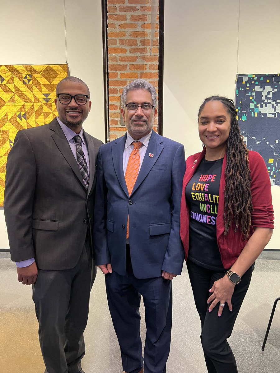 SAStrongMD's tweet photo. We had an opportunity to celebrate the amazing leading leader @DrAliSKhan #HollandHeroes with some change makers in the community! @UNMCCOPH @unmc at the [art] Gallery1516 https://t.co/uWLkI5WQvZ
