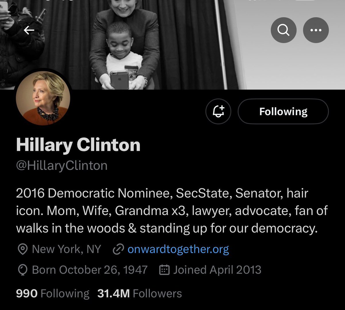 .<a href="/HillaryClinton/">Hillary Clinton</a> lost her blue check. 

This is fucking ridiculous.