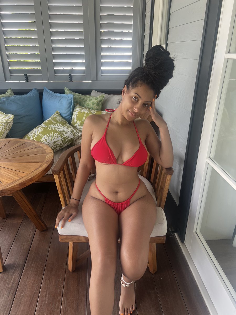 xoassata's tweet photo. jamaica ❤️ https://t.co/PBiG6OfMvB