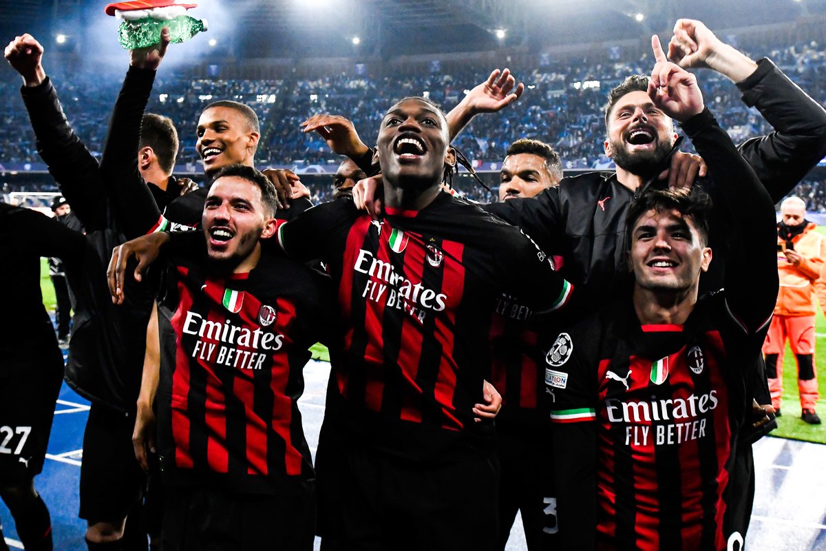ActuFoot_'s tweet photo. Cinq clubs italiens sont encore représentés en Coupe d'Europe :

🇮🇹 Milan (LDC)
🇮🇹 Inter (LDC)
🇮🇹 Roma (Europa League)
🇮🇹 Juventus (Europa League)
🇮🇹 Fiorentina (Conference)

Le seul club italien éliminé durant ces 1/4 de finale : le Napoli, par un autre club italien (Milan). 😅 https://t.co/oRCqidQCLT