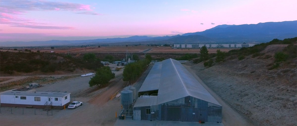 ChinoValleyEggs's tweet photo. Did you know that Chino Valley Ranchers has been a family-owned and operated business for over 60 years? We take pride in producing high-quality eggs that are fresh, delicious, and nutritious. #familyowned #qualityeggs
https://t.co/TQDdwnbMkZ https://t.co/71wBlWb389